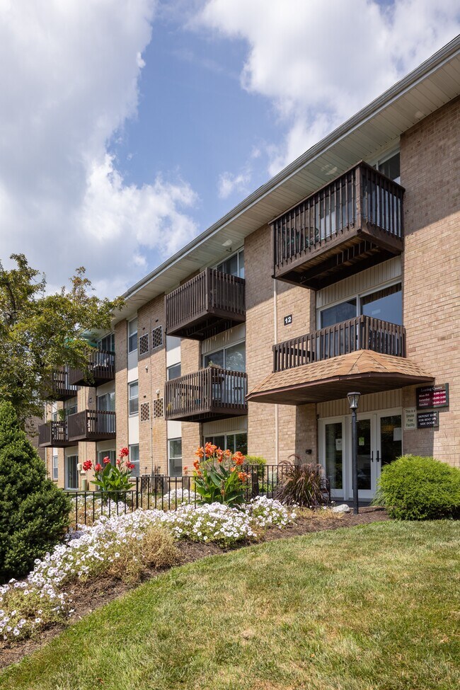 Top Of The Hill Apartments