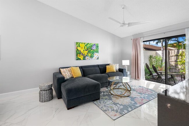 Photo - 3068 S Oakland Forest Dr