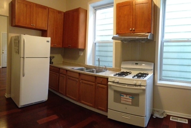 Photo - 3630 S Paulina St