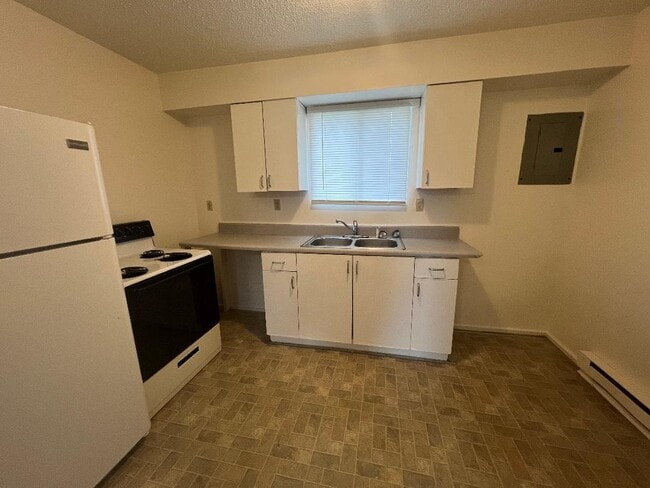 Photo - 1314 Moorman Ave NW