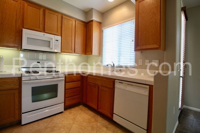 Photo - 314 Borden Rd