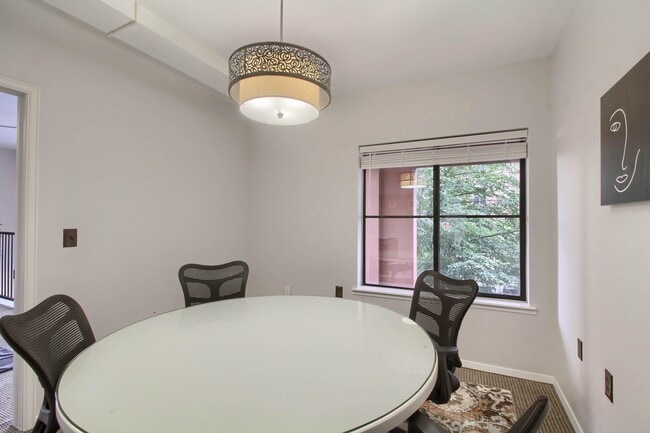 Photo - 3295 Blake St Unidad 104