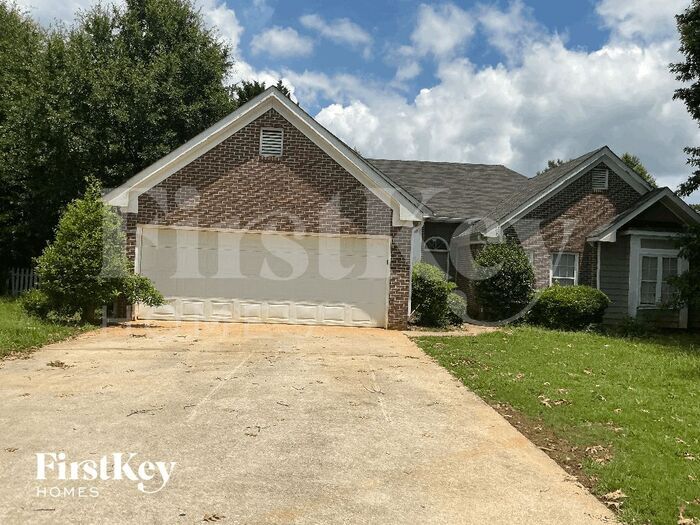 Photo - 1613 Clairmont Ln SW House