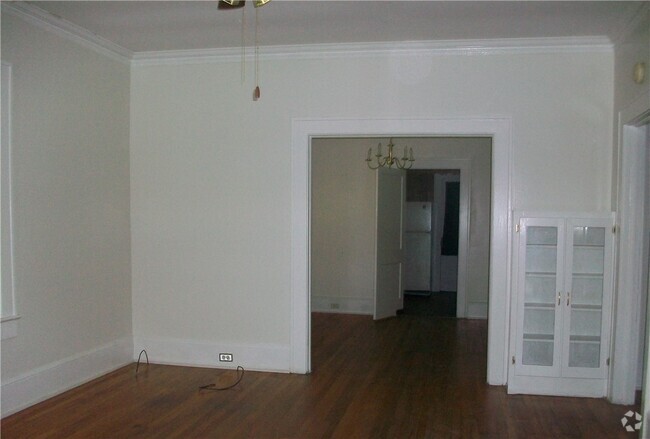 Building Photo - 304 W N 2nd St Rental