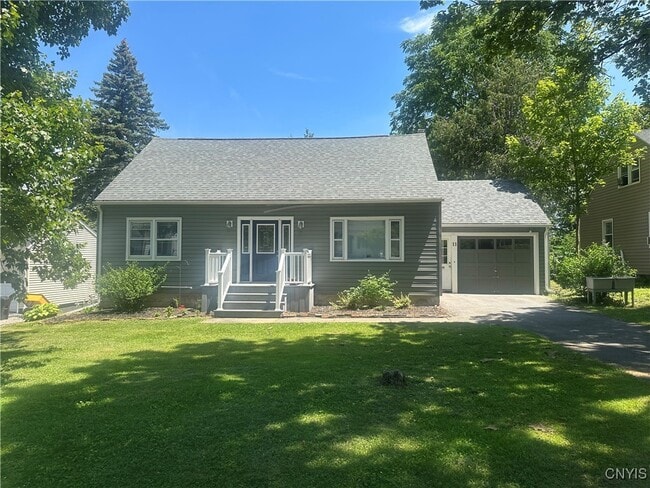 Photo - 11 Winmar Crescent House