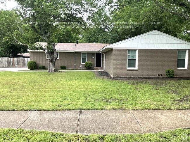 Building Photo - 3820 Norton Dr Rental