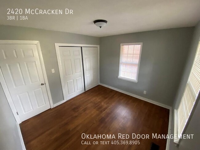 Photo - 2420 McCracken Dr