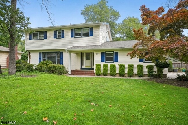 Photo - 54 Canterbury Dr