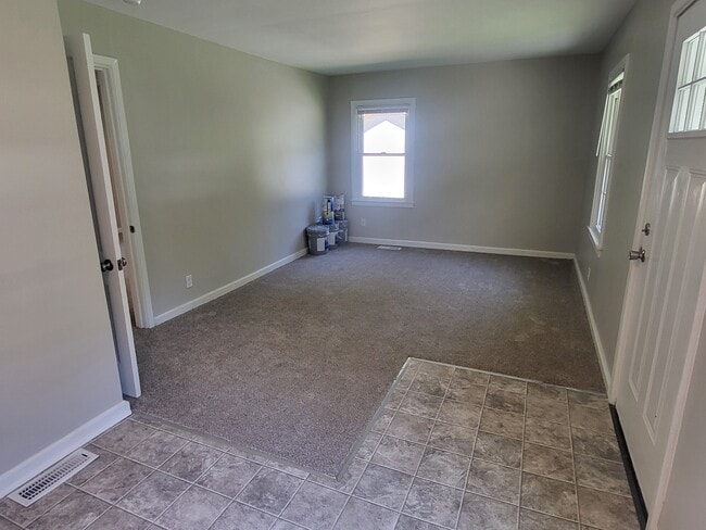 Photo - 968 Swift Dr