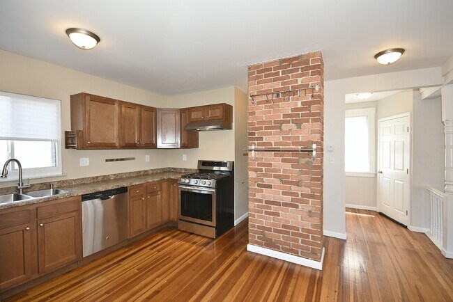 Photo - 1407 Clover St Unit #2