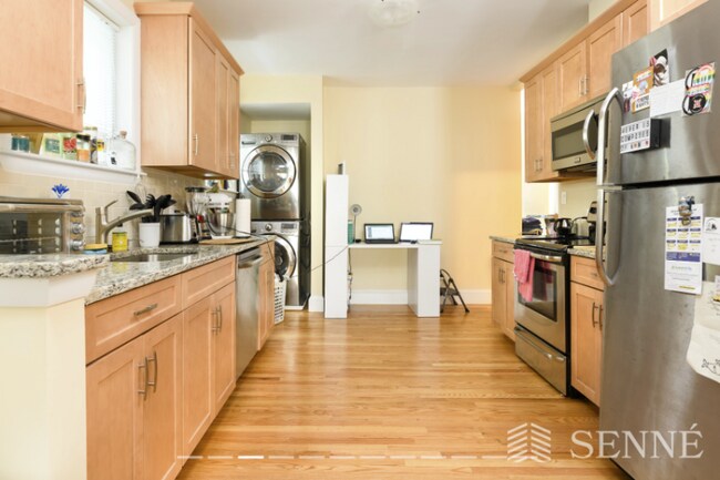Photo - 393 Washington St Apartment Unit 1