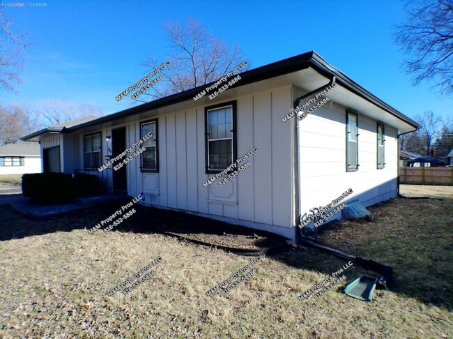 Photo - 12000 Armitage Dr