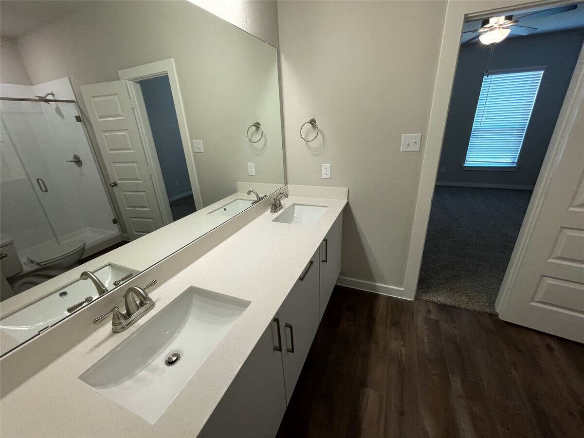 Photo - 9797 Grosbeak Ln Townhome