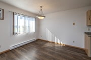 2BR, 1BA - 830SF - Dining Area