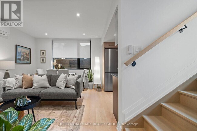 Photo - 130 Glenora St