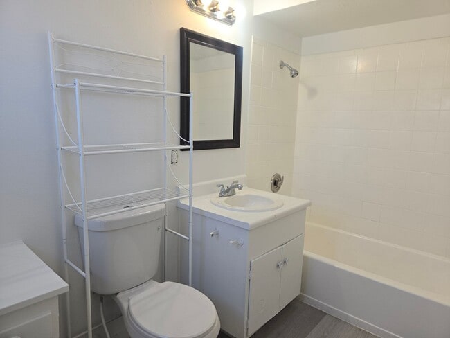 Photo - 2937 Stewart Ave Unit 2937 Stewart Ave #3