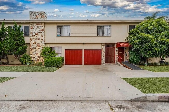 Photo - 901 Linden Ave