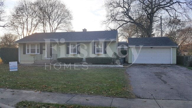 Building Photo - 630 Crest St
