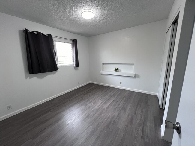 Photo - 94-693 Kamalo St