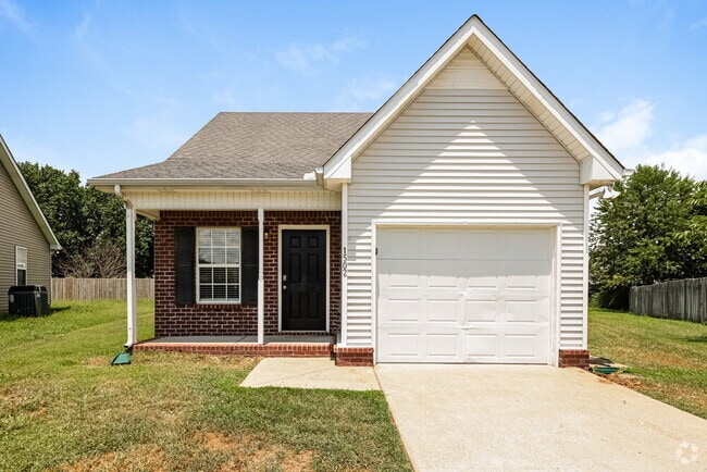 Building Photo - 1502 Killarney Dr Rental