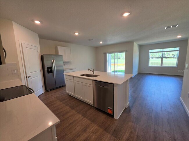 Photo - 1009 Champion Ridge Dr