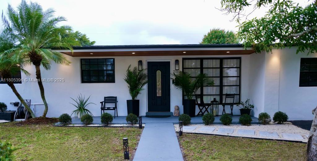 Photo - 7110 Duval St (Hollywood, FL)