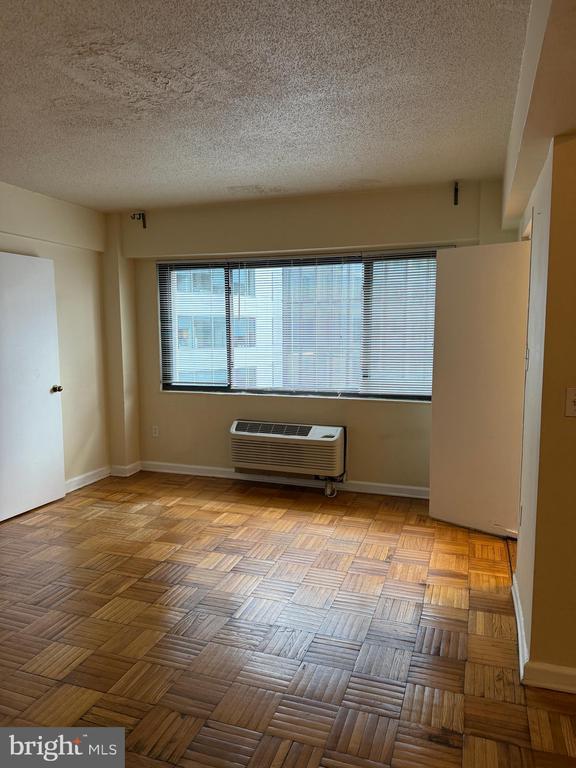 Photo - 2141 I St NW Unit 516