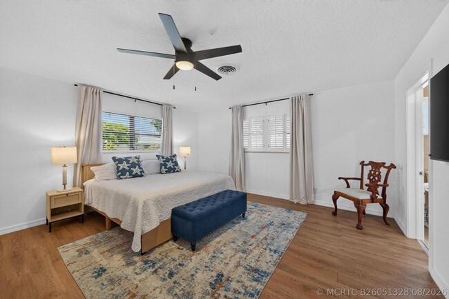 Photo - 4431 NE 28th Ave