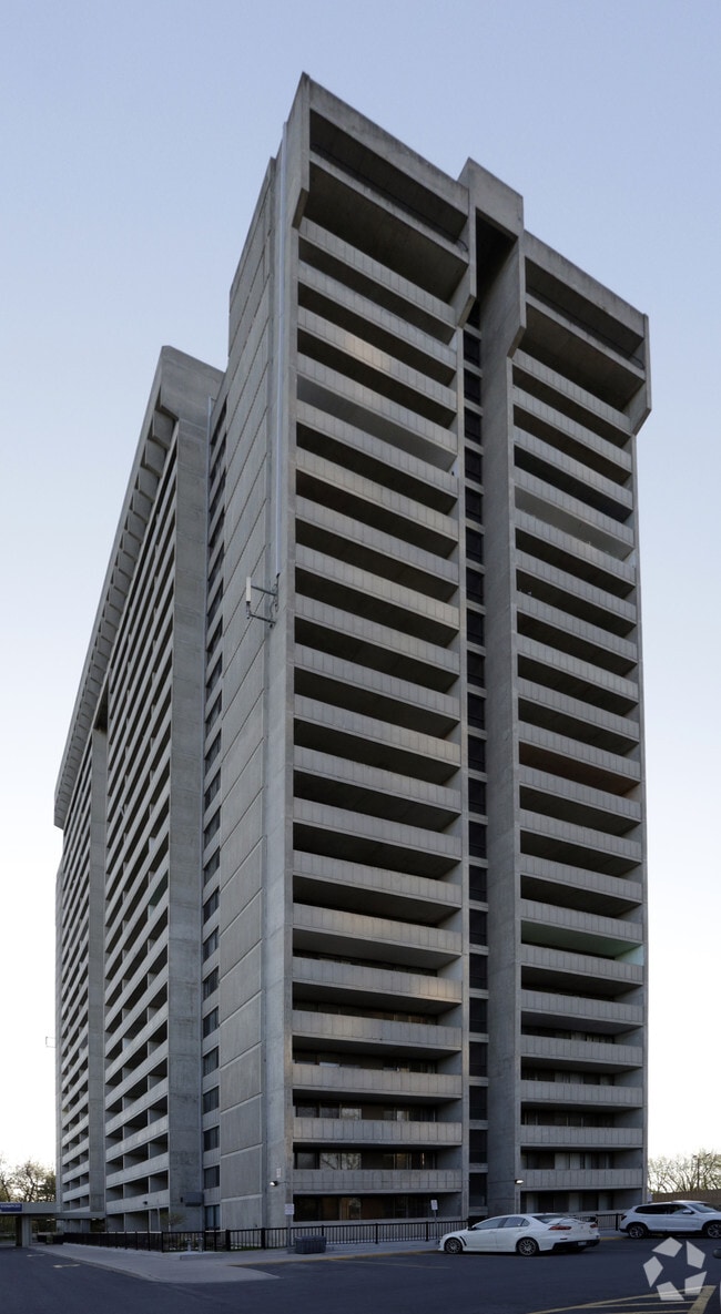 Photo - Prince of Wales Complex