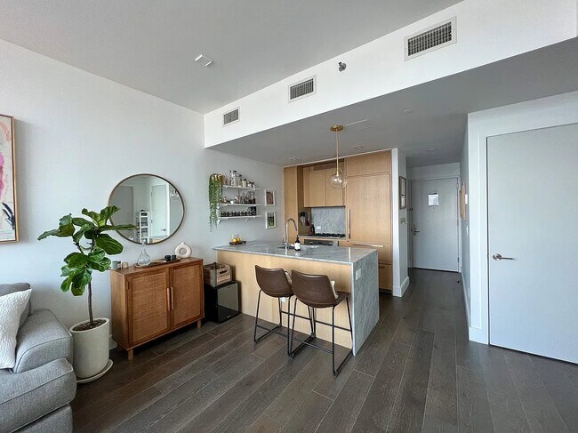 Photo - 50 Greenpoint Ave Unit 6E