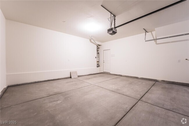 Building Photo - 4496 Mahogany Hls Ave Rental