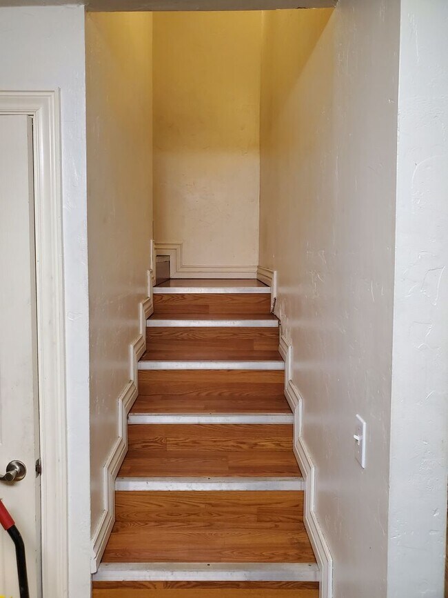 Photo - 4 bed 2 bath house in Edmond, OK next to UCO campus
