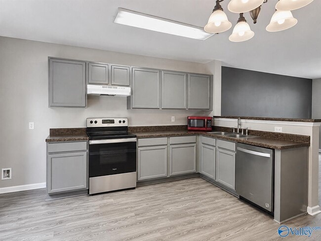 Photo - 126 Sedgewick Dr