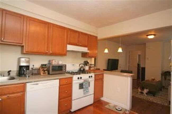Photo - 389 Columbia St Unit 3