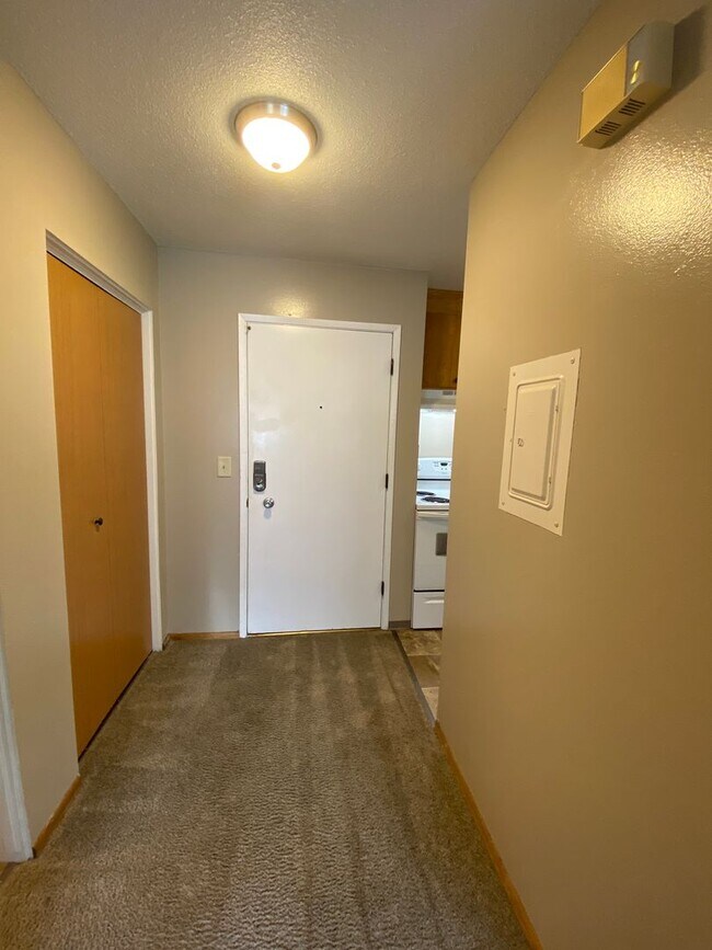 Photo - The Easy Choice Near CWU- Less Commuting. More Living! Unit 33