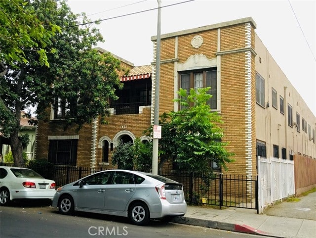 Building Photo - 1421 S Valencia St Rental