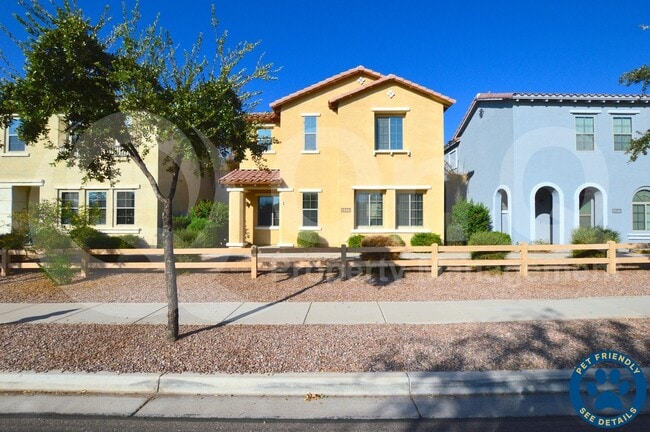 Building Photo - 4451 E Remington Dr Rental