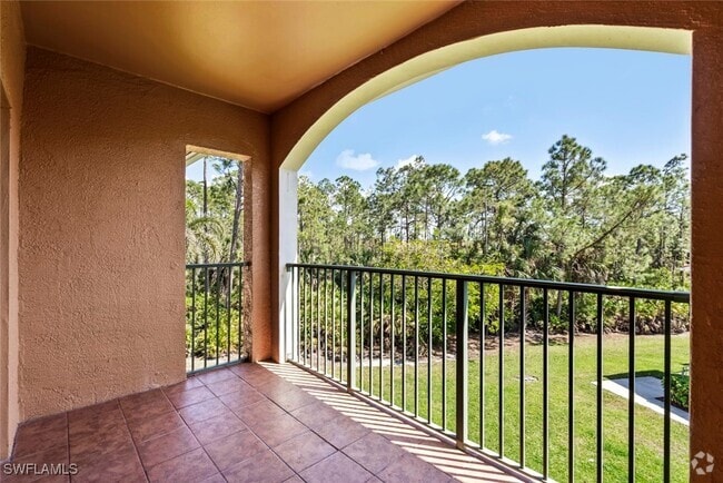 Building Photo - 1270 Wildwood Lakes Blvd Unit 304 Rental