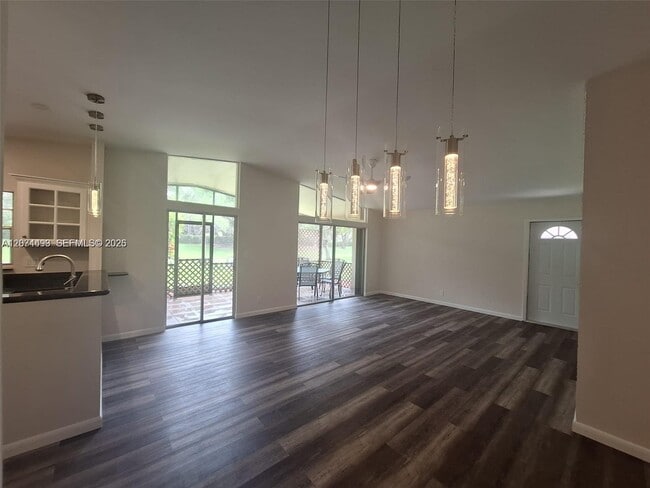 22280 Timberly Dr
