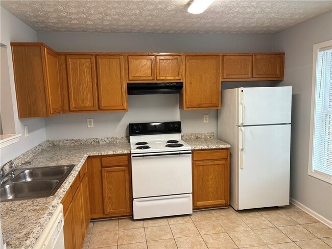 Photo - 4591 Logan Way