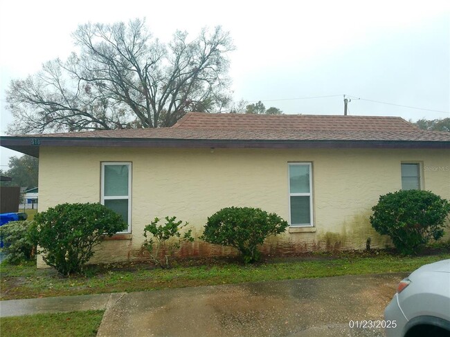 Photo - 918 W Carole St Townhome