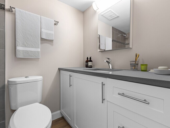 Photo - Parkway Towers