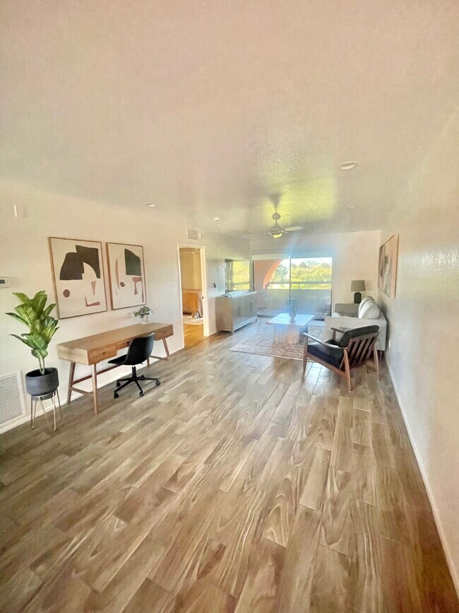 Photo - 4303 E Cactus Rd Unit 336