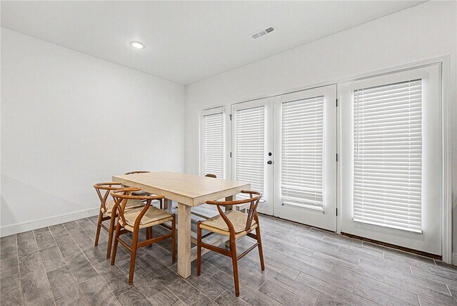Photo - 2070 Wildflower Dr