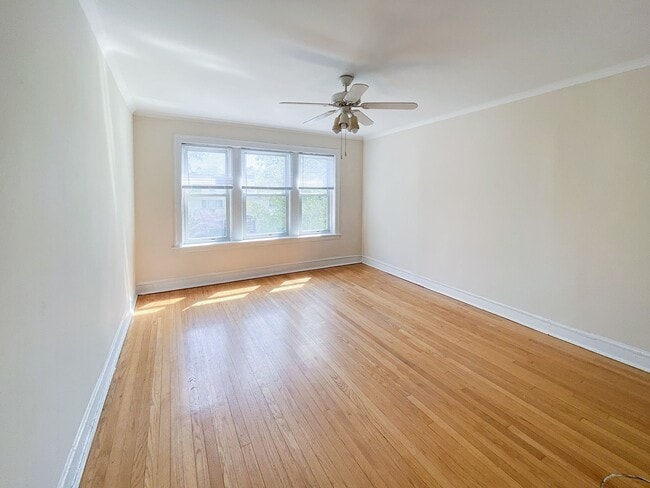 5131 N Wolcott Ave Unit 3