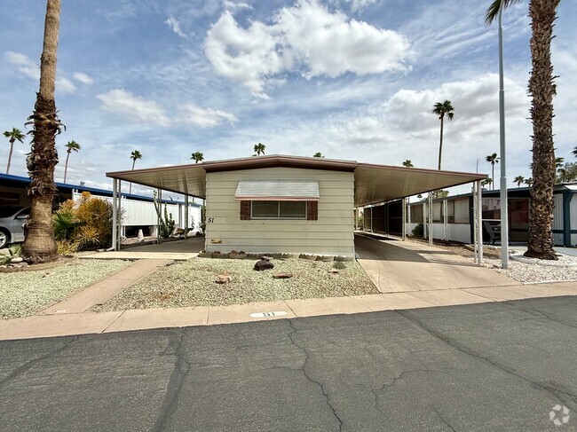 Building Photo - 303 S Recker Rd Rental