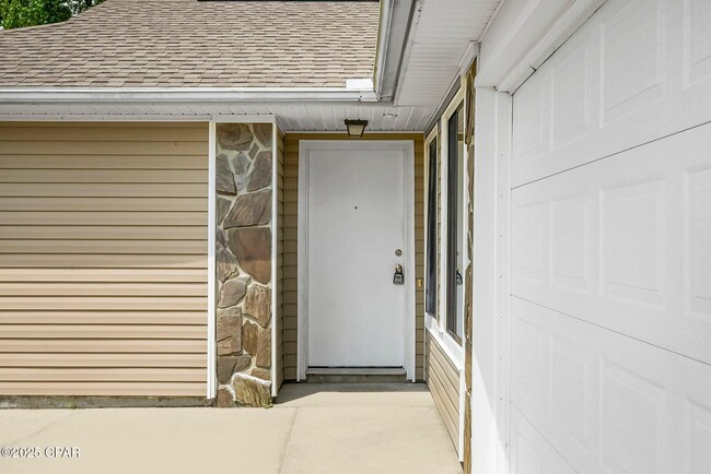 Photo - 7750 Betty Louise Dr