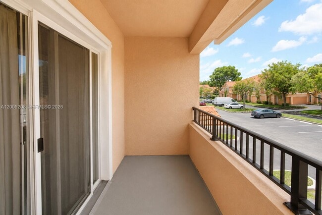 Photo - 1002 Belmont Ln Unit 1002