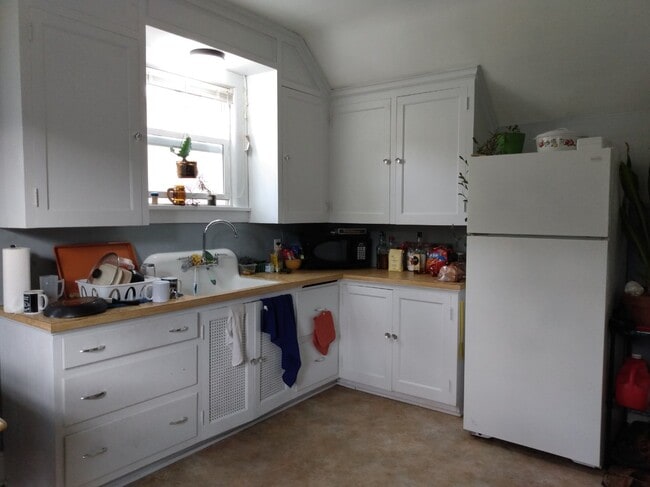 112 S 5th St Unit Upper