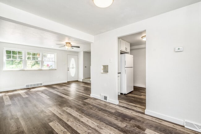 Photo - AVAILABLE JUNE 1ST! Fully UPDATED 3-bedroom townhouse in Overbrook!